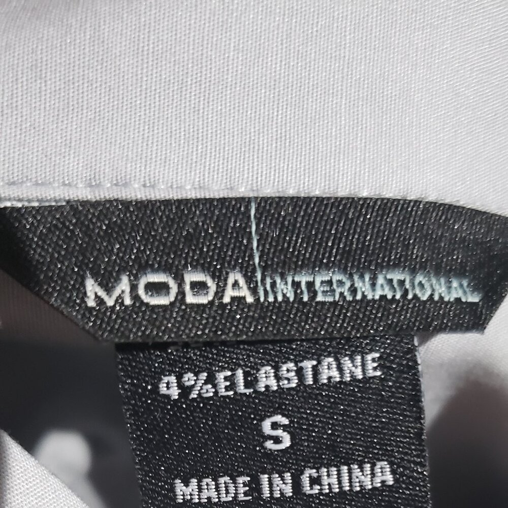 Vicotria's Secret Moda International Button Down Top -Gray - Picture 7 of 11